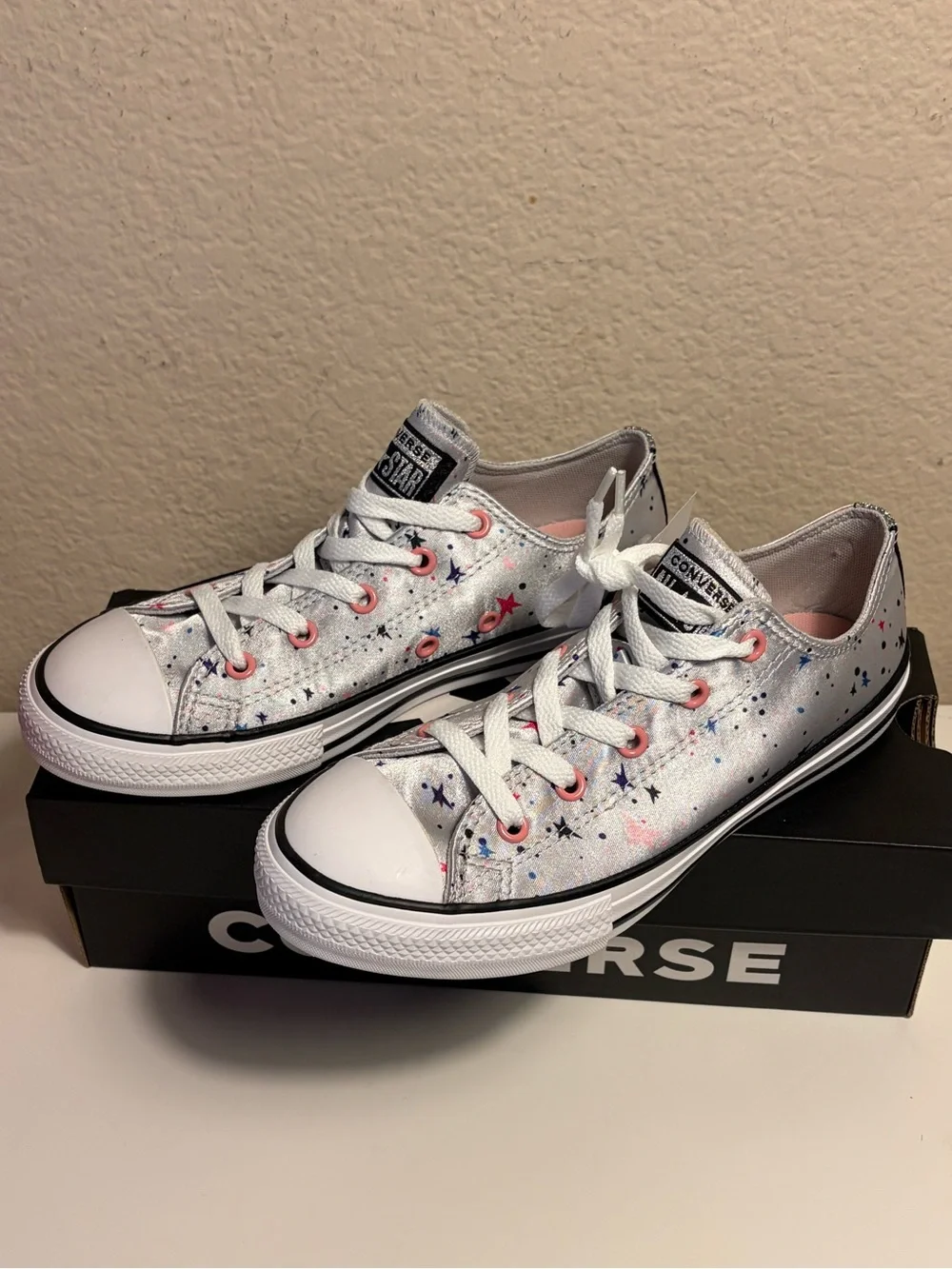 Converse Chuck Taylor All Star OX Junior 3 Silver Star Print Glitter 665360F NWT